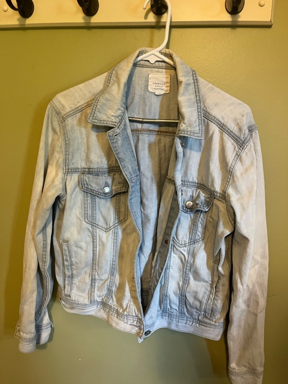 American Eagle Outfitters Light Wash Jean Jacket - Pale Blue